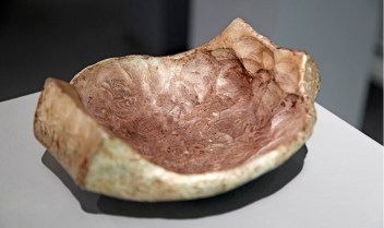 Galerie Biró_Karl Fritsch, Silberschale 5kg Feinsilber