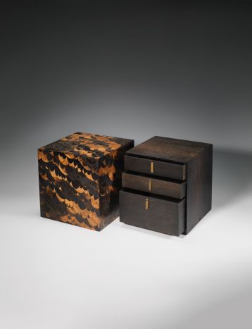 Ulrike-Scriba_Kasten-mit-Stülpdeckel_2011_ad-lumina-Ralf-Ziegler_Lotte-Reimers-Sammlung-an-mpk