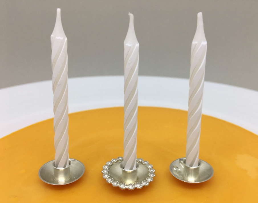 candlecakeholder
