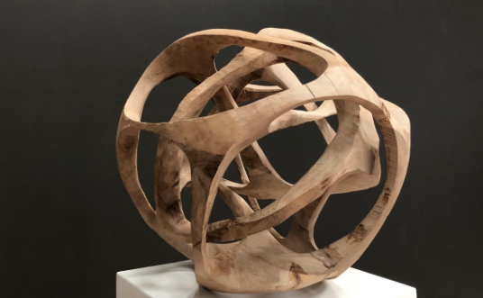 Floating V - Wouter van der Vlugt