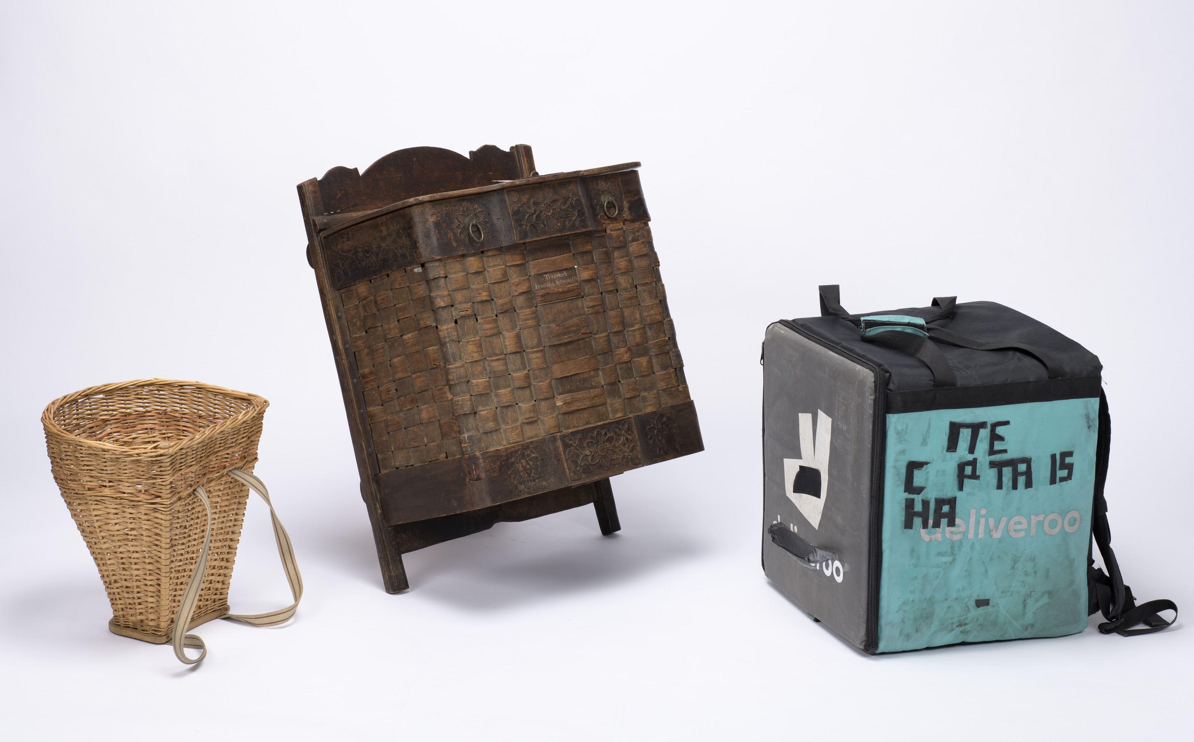 09_MEK_ALLHANDSON_Gruppenaufnahme_Tragekoerbe