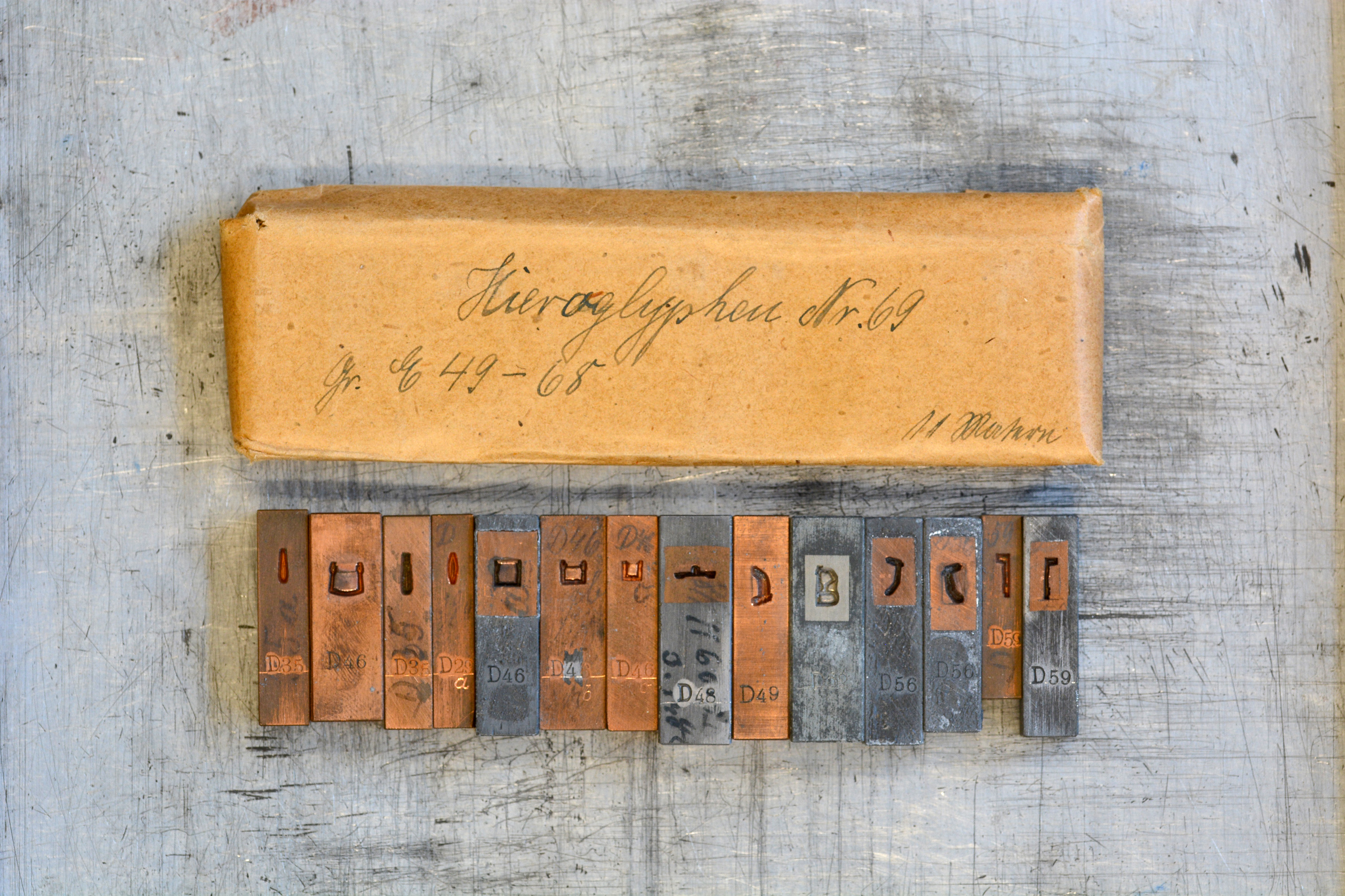 Hieroglyphen-Matrizen aus der Sammlung des Museums fÅr Druckkunst (c) Mu...