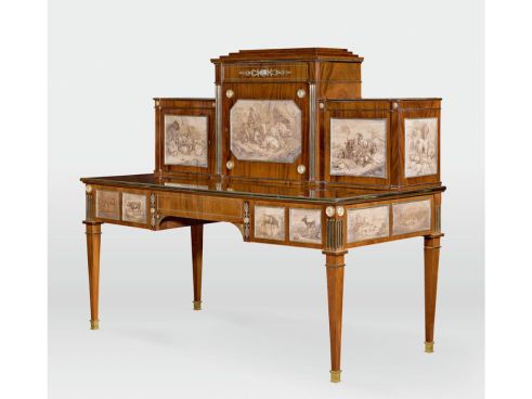 Roentgen_Schreibtisch