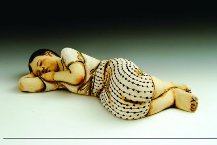 Akio Takamori_Sleeping Woman_2009_84 x 30 x 18 cm_Kunstforum Solothurn