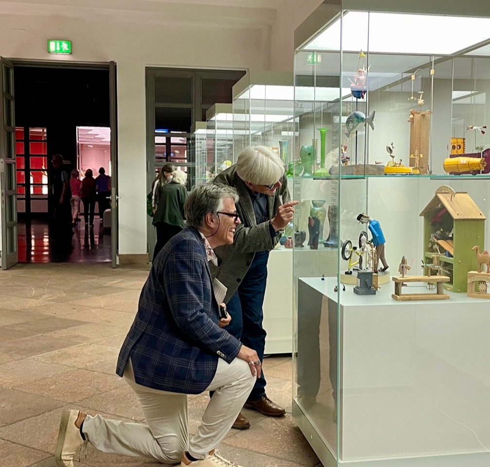 Become a curator_1565