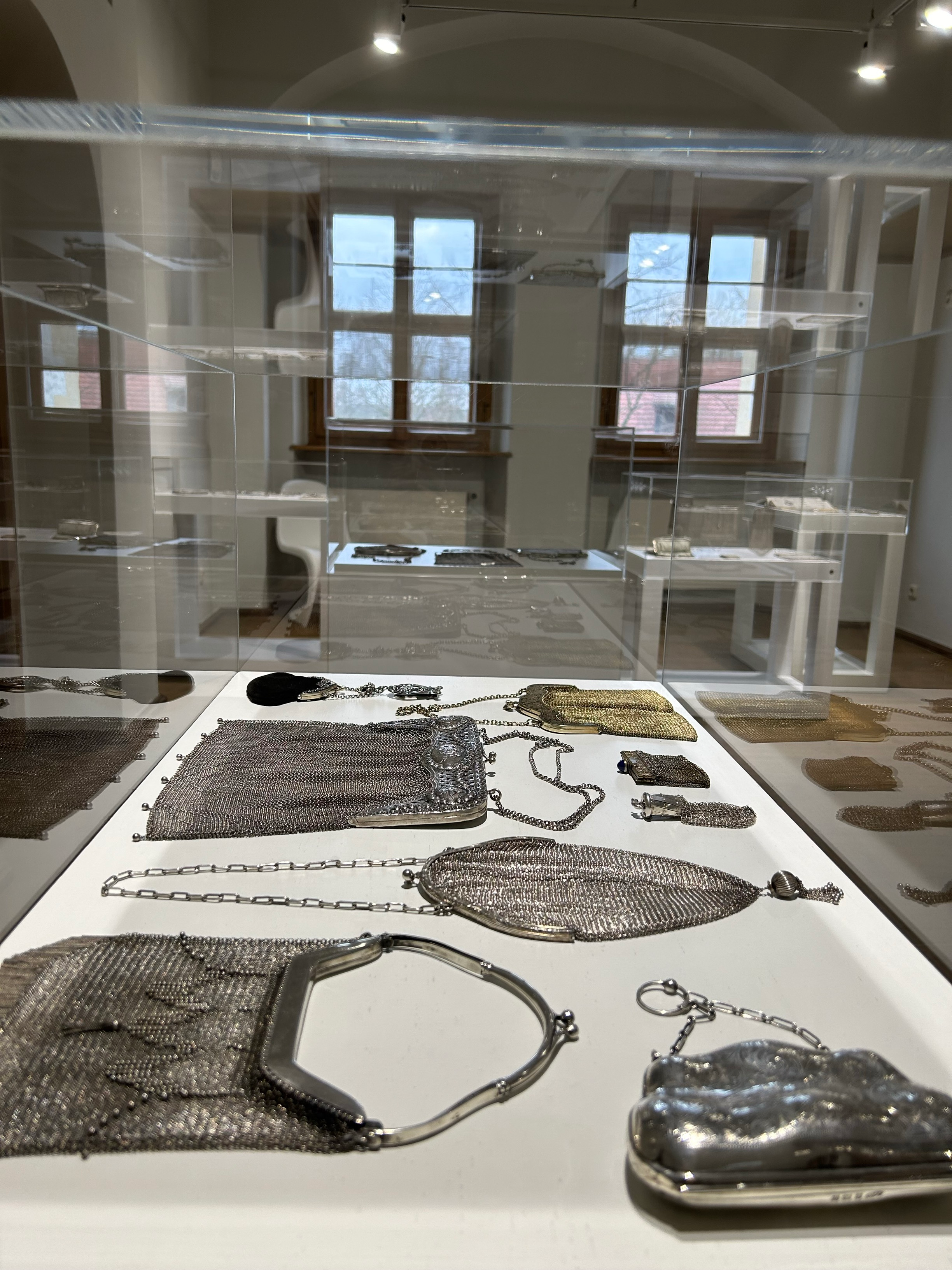 WaKla_Metallhandtaschen